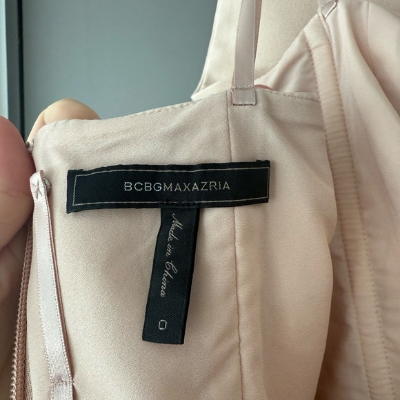 BCBGMaxAzria Marquise Bare Pink Split V-Neck Dress - Picture 11 of 14